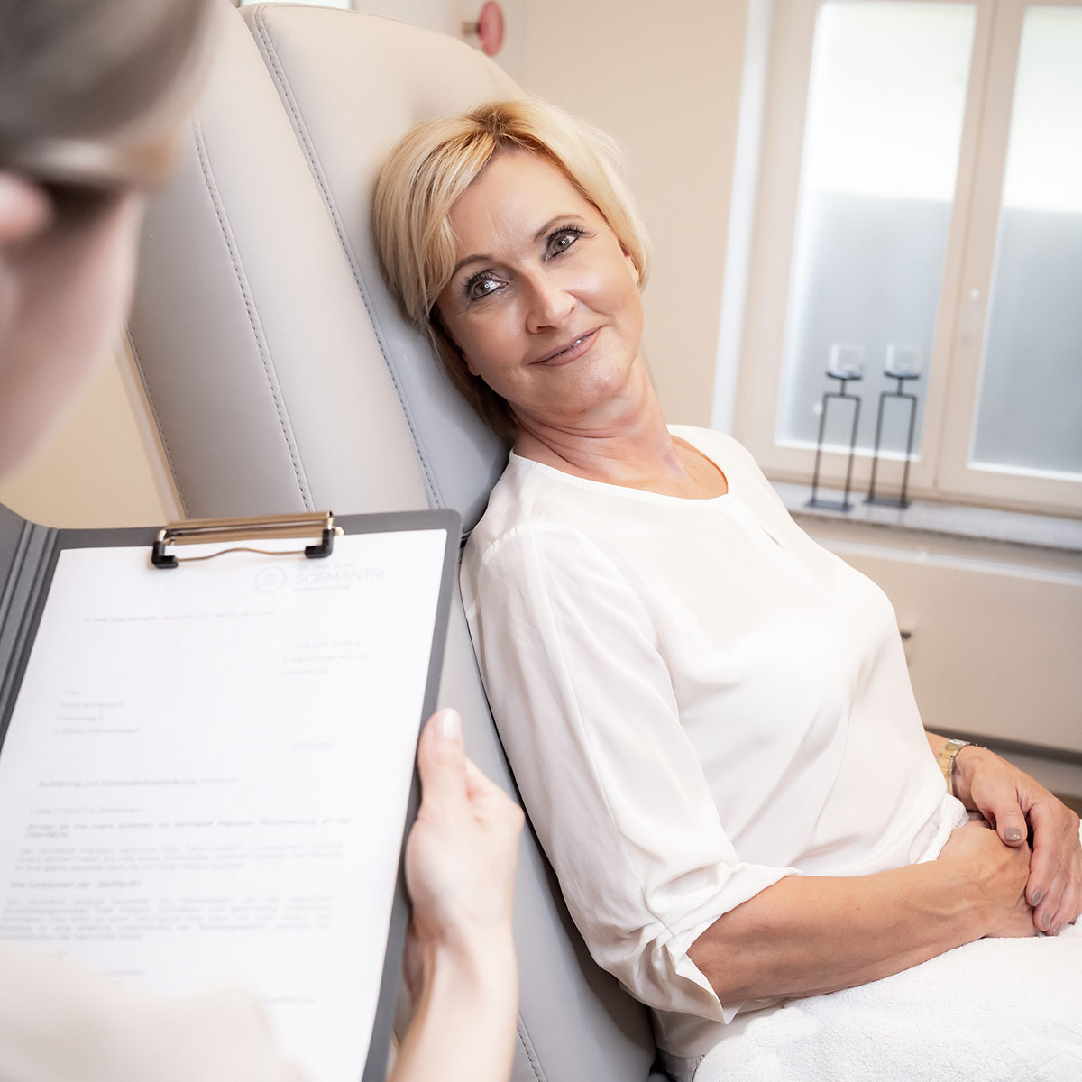 Soemantri Ästhetik Institut, Lüdenscheid, Radiofrequenz-Needling, Gesichtsbehandlung, Premium, NRW
